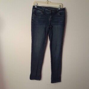 the Limited slim boyfriend jeans size 4 31 inseam denim pants straight leg